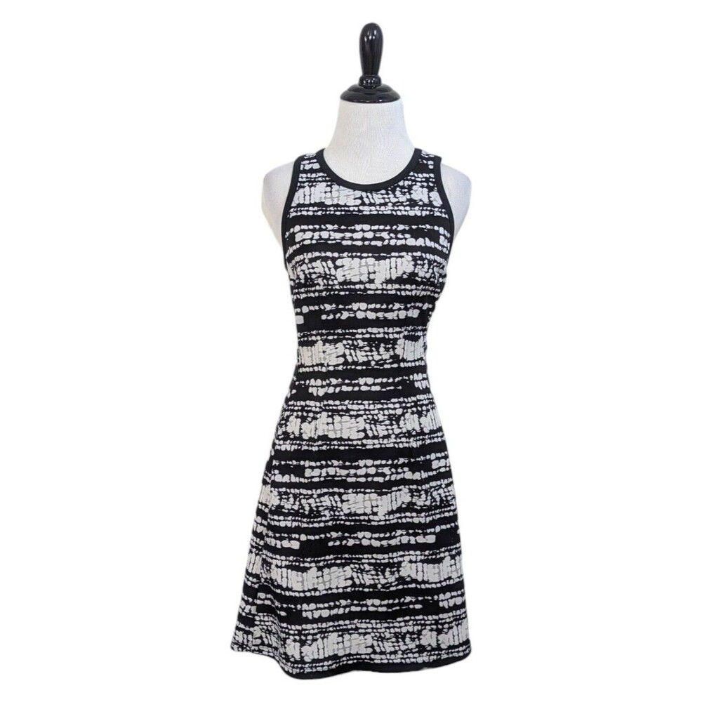 Mossimo Black & White Fit and Flare Dress - Size Small Womens